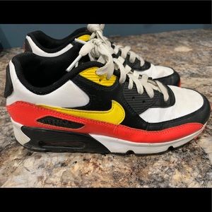 Size 6 youth Nike Air Max 90